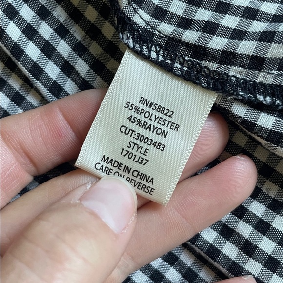 Max Studio Black and White Checkered Gingham Blouse - Picture 9 of 10